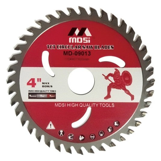 Circular saw blade with carbide teeth